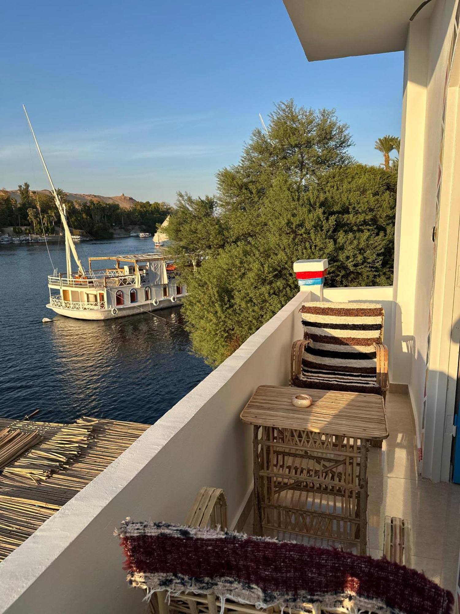 Hotel Nile Bride à Assouan Extérieur photo
